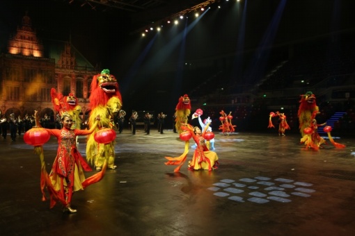 中国舞狮技惊欧洲舞台　